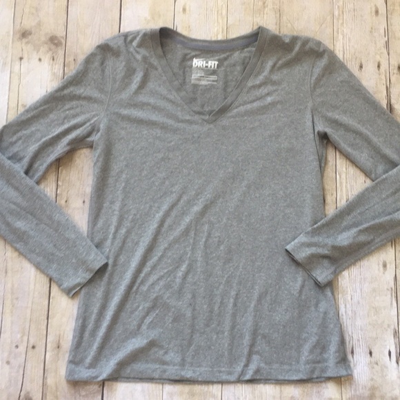 Nike Dri-Fit Long Sleeve T-Shirt - Picture 1 of 5